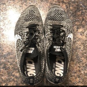 Nike flyknit racers men’s